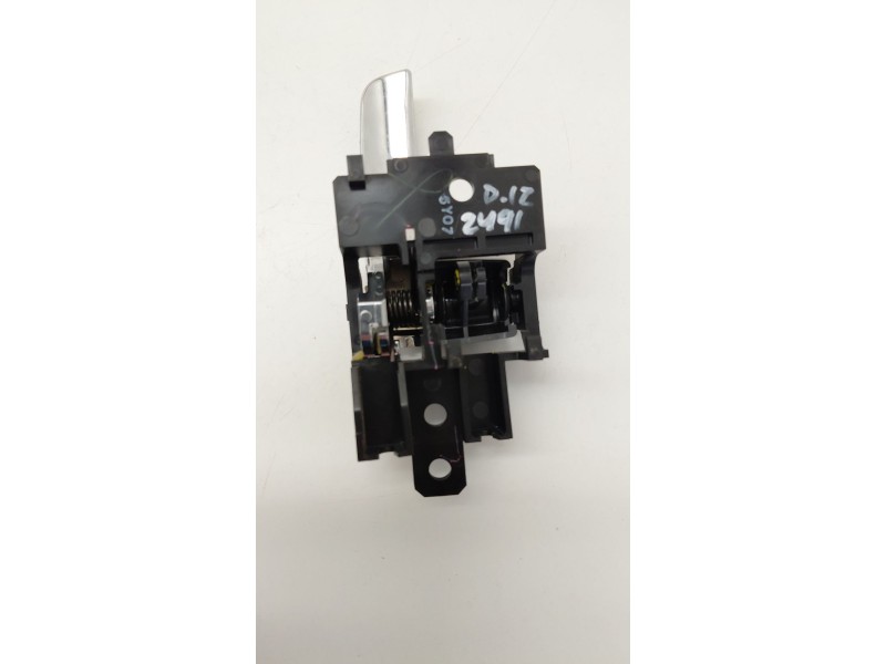 Recambio de maneta interior delantera izquierda para mitsubishi mirage / space star vi hatchback (a0_a) 1.2 (a03a) referencia OE
							