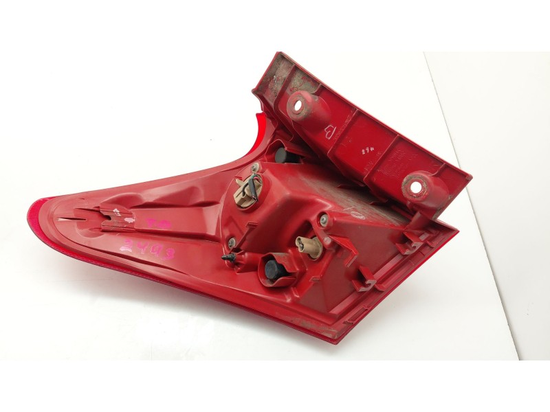 Recambio de piloto trasero derecho para toyota auris (_e18_) 2.0 d-4d (ade186_) referencia OEM IAM 02258  
							