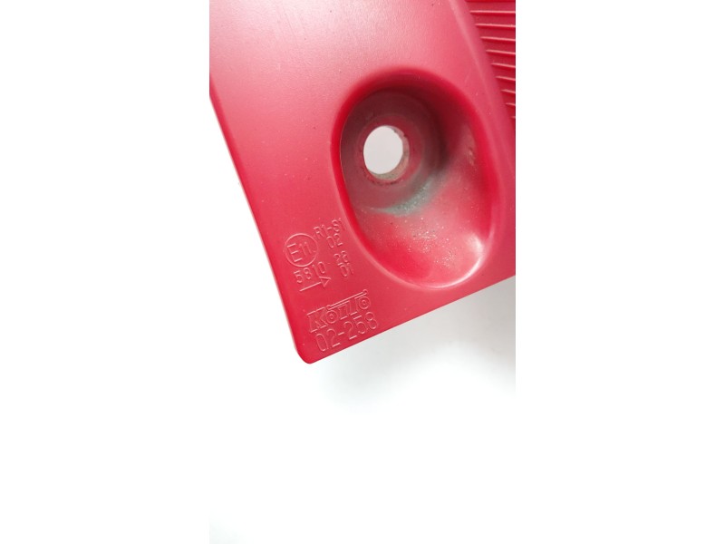 Recambio de piloto trasero derecho para toyota auris (_e18_) 2.0 d-4d (ade186_) referencia OEM IAM 02258  