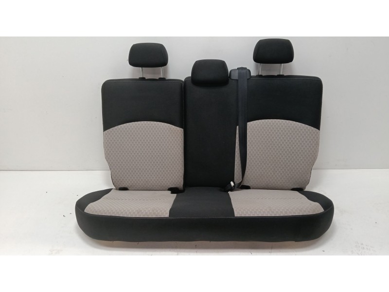 Recambio de asientos traseros para mitsubishi mirage / space star vi hatchback (a0_a) 1.2 (a03a) referencia OEM IAM   
							