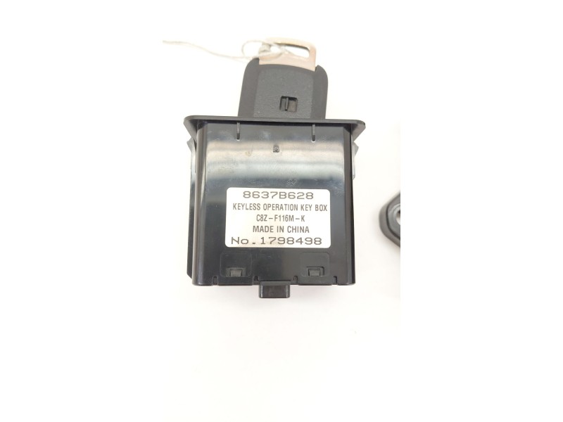 Recambio de centralita motor uce para mitsubishi mirage / space star vi hatchback (a0_a) 1.2 (a03a) referencia OEM IAM 1860C638 
							