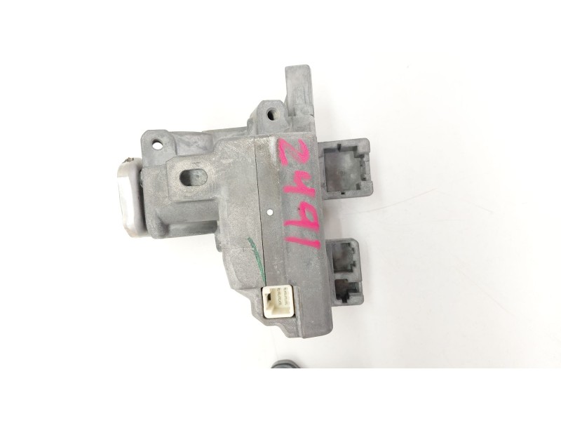 Recambio de centralita motor uce para mitsubishi mirage / space star vi hatchback (a0_a) 1.2 (a03a) referencia OEM IAM 1860C638 
							