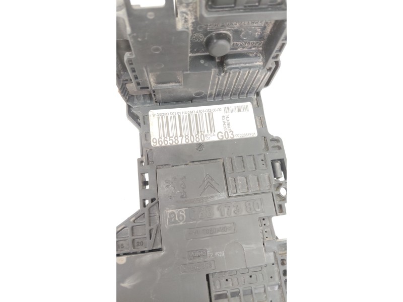 Recambio de caja reles / fusibles para peugeot 508 i (8d_) 1.6 hdi referencia OEM IAM 9665878080  
