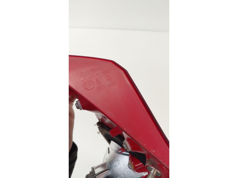 Recambio de piloto trasero izquierdo interior para toyota auris (_e18_) 2.0 d-4d (ade186_) referencia OEM IAM   