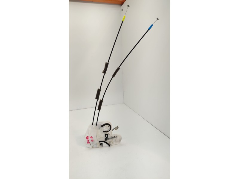Recambio de cerradura puerta delantera derecha para mitsubishi mirage / space star vi hatchback (a0_a) 1.2 (a03a) referencia OEM
							