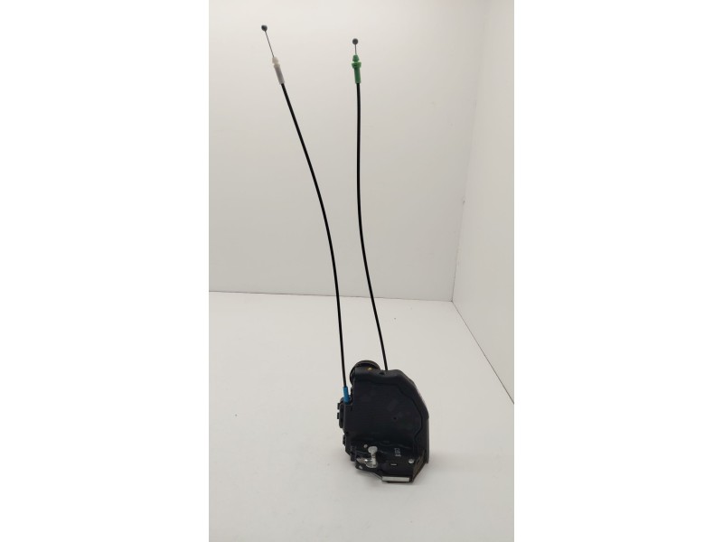 Recambio de cerradura puerta trasera izquierda para toyota auris (_e18_) 2.0 d-4d (ade186_) referencia OEM IAM A084219  
							