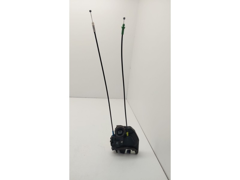 Recambio de cerradura puerta trasera derecha para toyota auris (_e18_) 2.0 d-4d (ade186_) referencia OEM IAM   