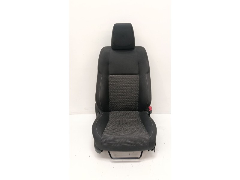 Recambio de asiento delantero derecho para toyota auris (_e18_) 2.0 d-4d (ade186_) referencia OEM IAM   