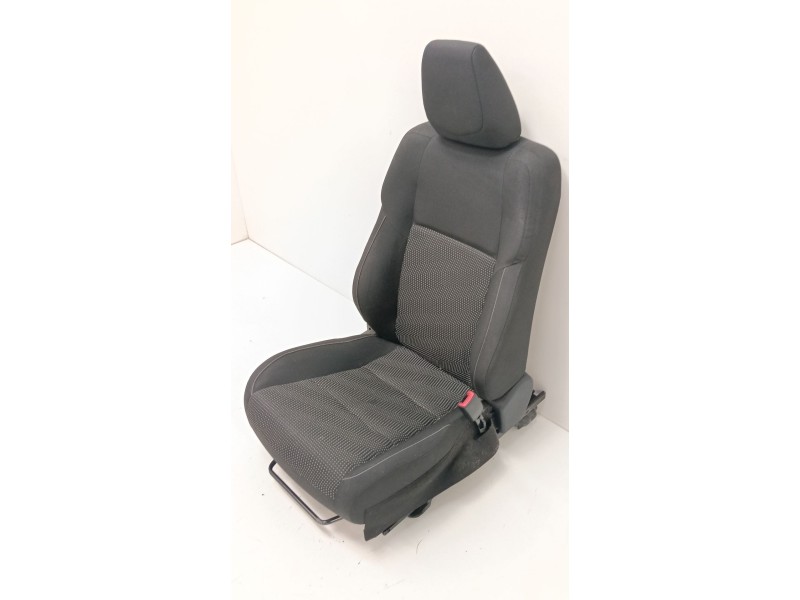 Recambio de asiento delantero derecho para toyota auris (_e18_) 2.0 d-4d (ade186_) referencia OEM IAM   