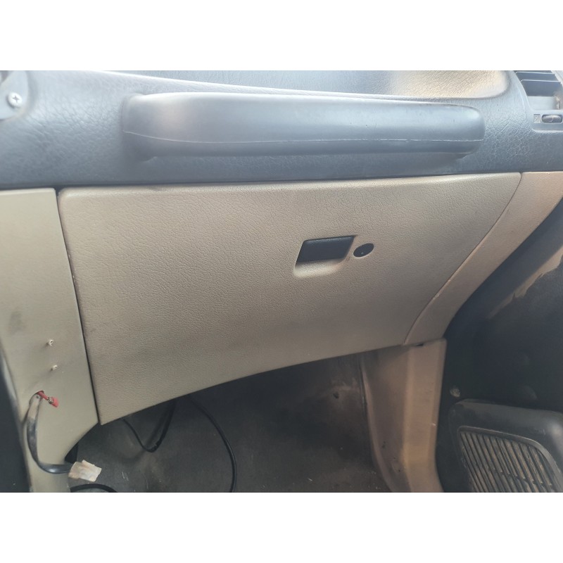 Recambio de guantera para nissan terrano/terrano.ii (r20) s (3-ptas.) referencia OEM IAM   