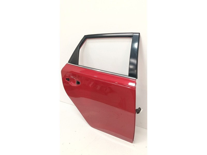 Recambio de puerta trasera derecha para toyota auris (_e18_) 2.0 d-4d (ade186_) referencia OEM IAM   
							