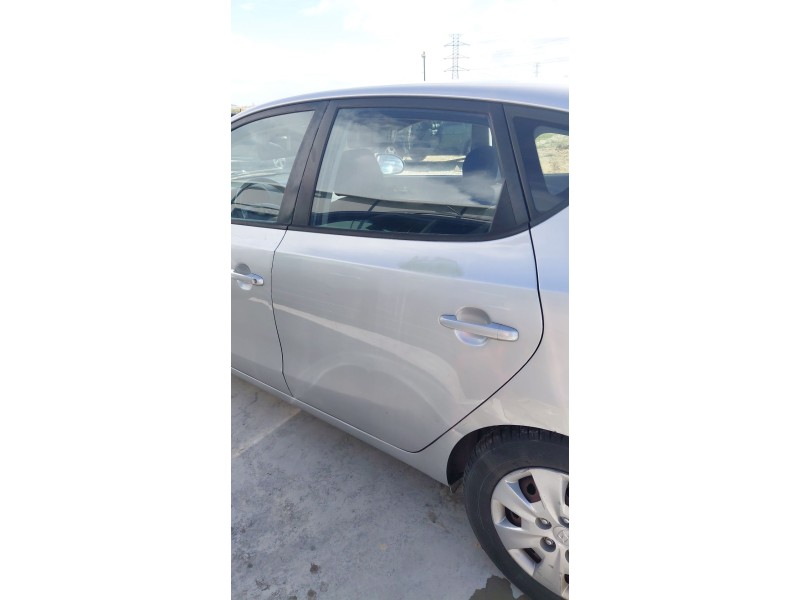 Recambio de puerta trasera izquierda para hyundai i30 (fd) 1.4 referencia OEM IAM   