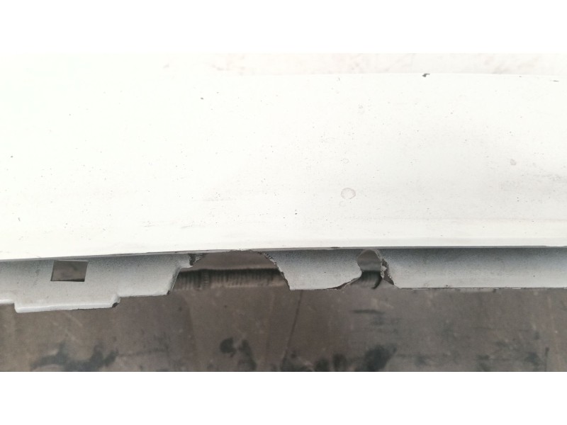 Recambio de paragolpes trasero para kia carens iv 1.7 crdi referencia OEM IAM   
							