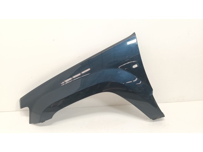 Recambio de aleta delantera izquierda para jeep grand cherokee iii (wh, wk) 3.0 crd 4x4 referencia OEM IAM   