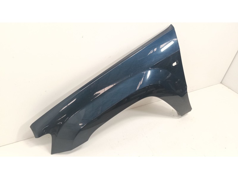 Recambio de aleta delantera izquierda para jeep grand cherokee iii (wh, wk) 3.0 crd 4x4 referencia OEM IAM   