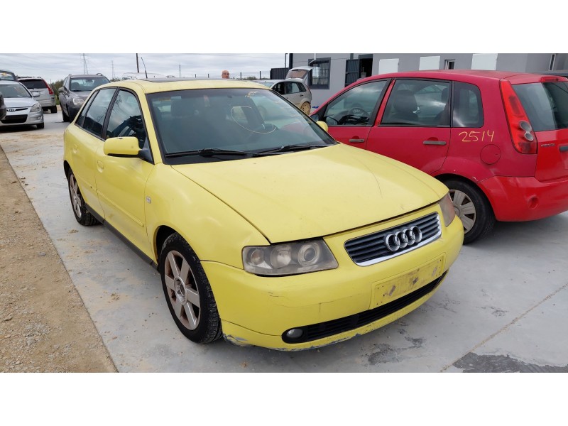 audi a3 (8l1) del año 2001
							