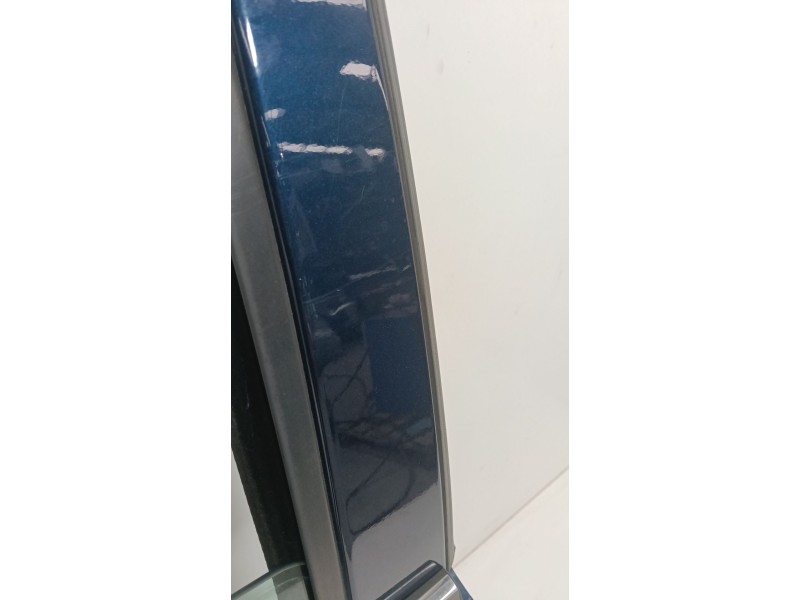 Recambio de puerta trasera derecha para jeep grand cherokee iii (wh, wk) 3.0 crd 4x4 referencia OEM IAM   
							