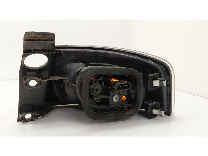 Recambio de piloto trasero izquierdo para seat ibiza iii (6l1) 1.9 sdi referencia OEM IAM 6L6945095  
							