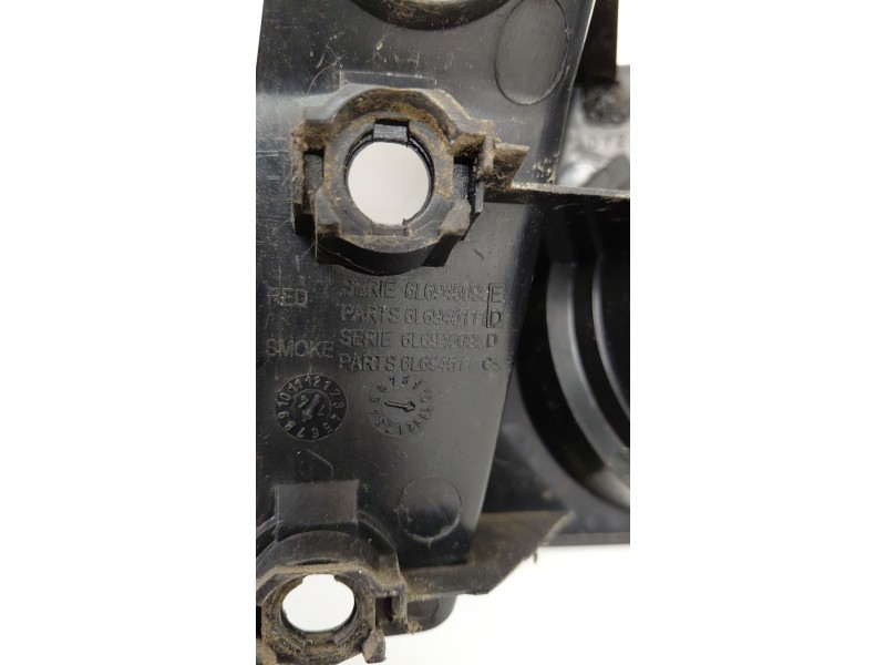 Recambio de piloto trasero izquierdo para seat ibiza iii (6l1) 1.9 sdi referencia OEM IAM 6L6945095  
							