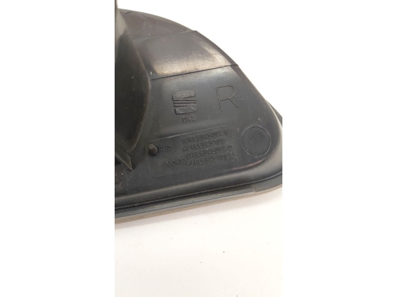 Recambio de piloto trasero derecho interior para seat ibiza iii (6l1) 1.9 sdi referencia OEM IAM 6L6945094F  
							