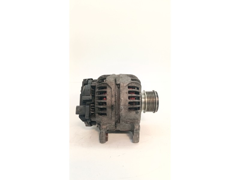 Recambio de alternador para volkswagen golf v (1k1) 1.9 tdi referencia OEM IAM 06F903023F  