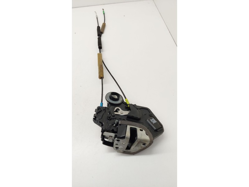 Recambio de cerradura puerta trasera derecha para toyota avensis (_t25_) 2.0 d-4d (adt250_) referencia OEM IAM   
							