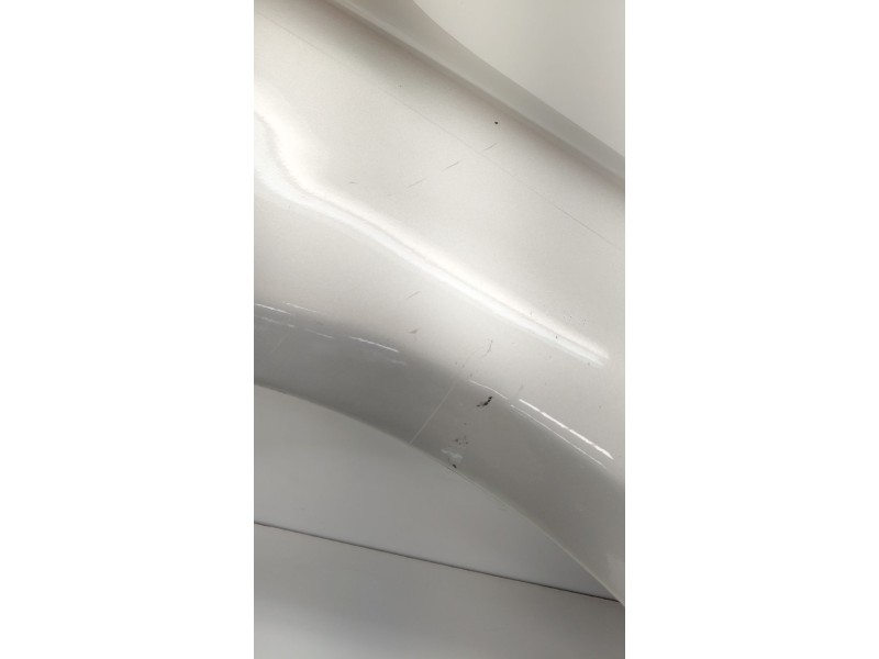 Recambio de aleta delantera derecha para toyota avensis (_t25_) 2.0 d-4d (adt250_) referencia OEM IAM   
							