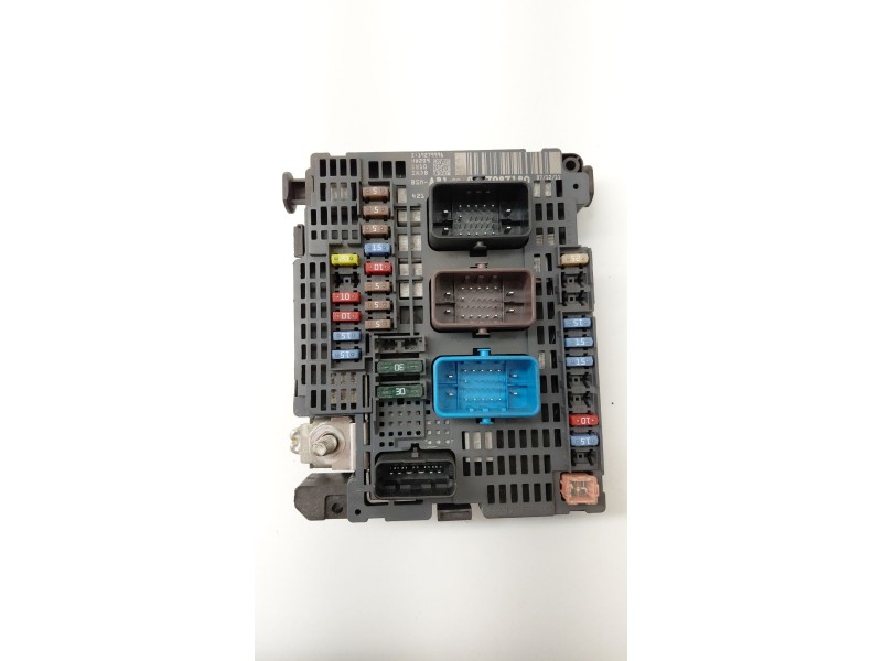 Recambio de caja reles / fusibles para citroën c4 ii (nc_) 1.6 hdi 90 referencia OEM IAM 9677987180  