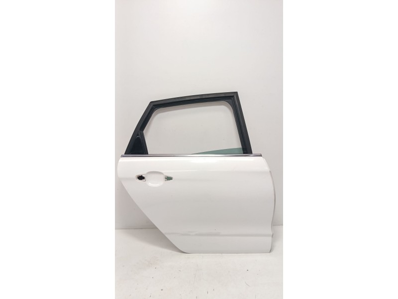 Recambio de puerta trasera derecha para citroën c4 ii (nc_) 1.6 hdi 90 referencia OEM IAM   