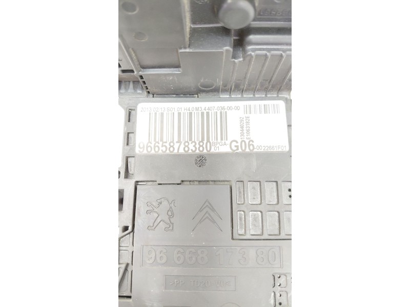 Recambio de no identificado para citroën c4 ii (nc_) 1.6 hdi 90 referencia OEM IAM 9665878380  