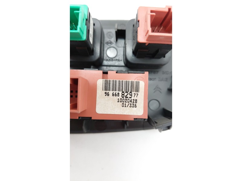 Recambio de mando multifuncion para citroën c4 ii (nc_) 1.6 hdi 90 referencia OEM IAM 9666882977  
