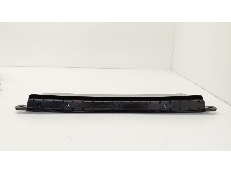 Recambio de luz central de freno para porsche panamera (970) 3.0 d referencia OEM IAM 970631050  