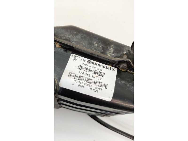 Recambio de bomba suspension para porsche panamera (970) 3.0 d referencia OEM IAM 97035815112  
							