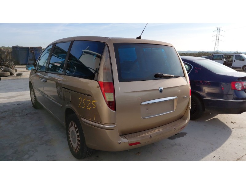 lancia phedra (179_) del año 2026