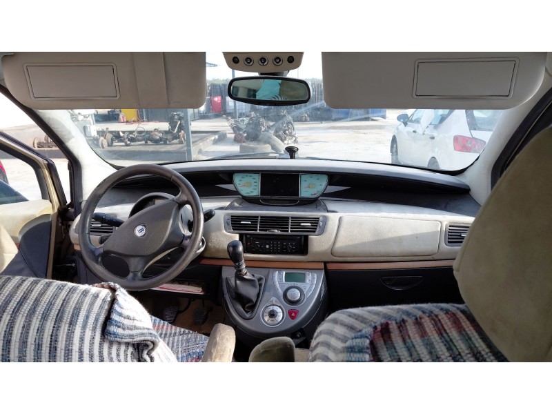 lancia phedra (179_) del año 2026