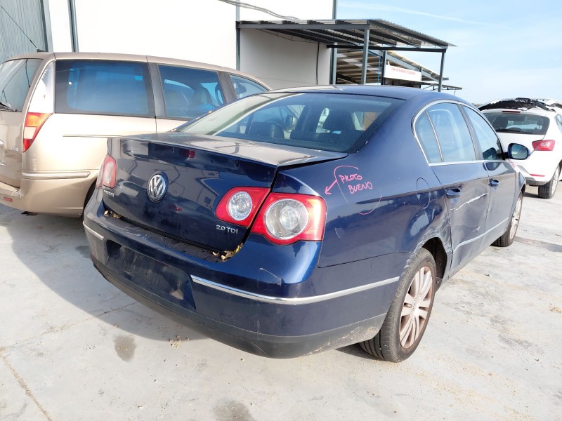 volkswagen passat b6 (3c2) del año 2007
							