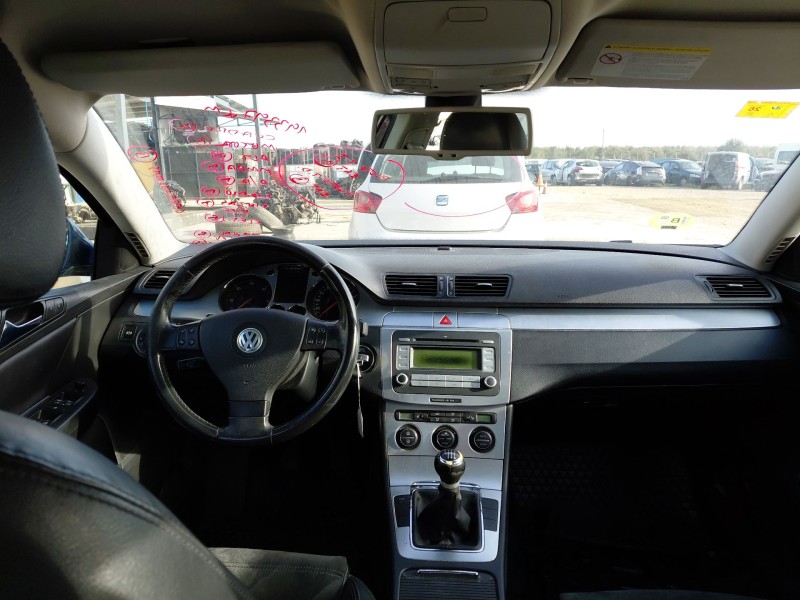 volkswagen passat b6 (3c2) del año 2007
							