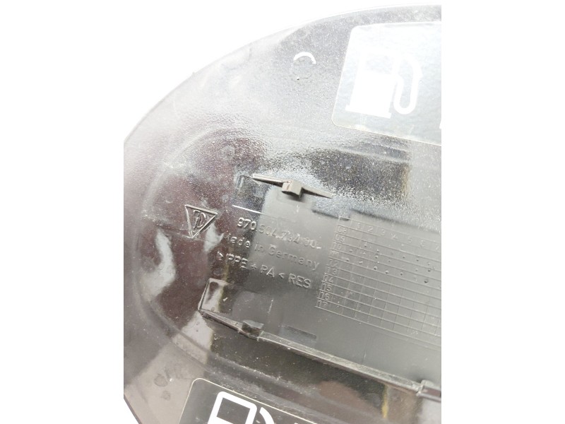 Recambio de tapa exterior combustible para porsche panamera (970) 3.0 d referencia OEM IAM 97050479400  
