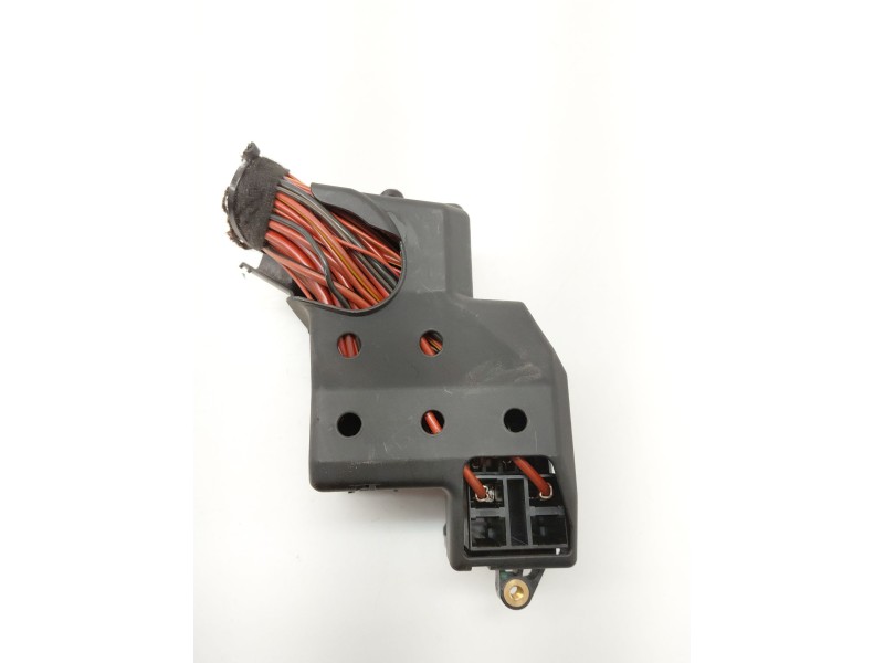 Recambio de caja reles / fusibles para porsche panamera (970) 3.0 d referencia OEM IAM 7L0941828B  
							