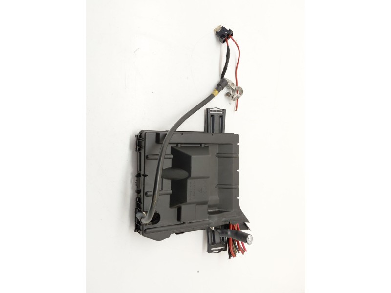 Recambio de caja reles / fusibles para porsche panamera (970) 3.0 d referencia OEM IAM 97061030101  