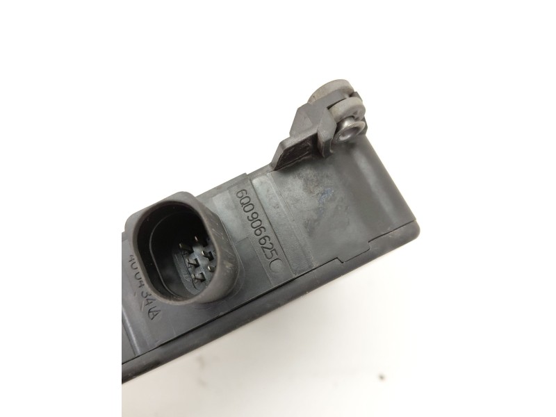 Recambio de valvula aire adicional para volkswagen golf v (1k1) 1.9 tdi referencia OEM IAM 6Q0906625  