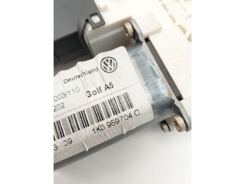 Recambio de motor elevalunas trasero derecho para volkswagen golf v (1k1) 1.9 tdi referencia OEM IAM 1K0959704C  
							