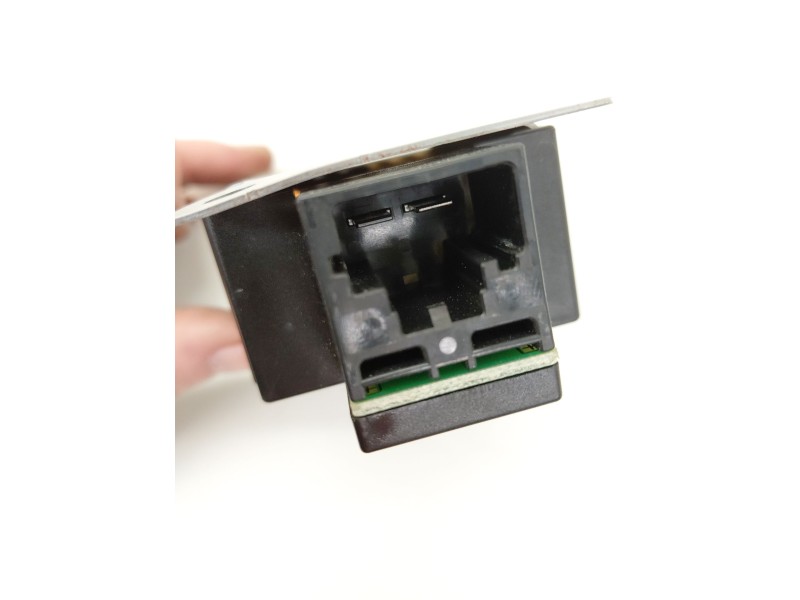 Recambio de antena para volkswagen golf v (1k1) 1.9 tdi referencia OEM IAM 1K6035570F  