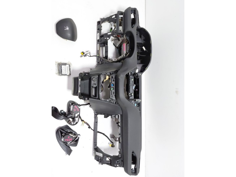 Recambio de kit airbag para peugeot 208 i (ca_, cc_) 1.2 vti 82 referencia OEM IAM   