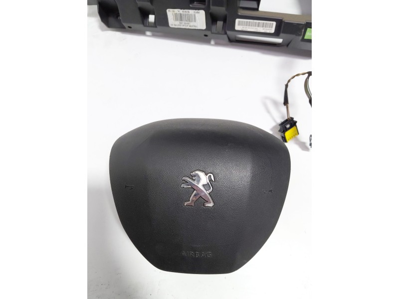 Recambio de kit airbag para peugeot 208 i (ca_, cc_) 1.2 vti 82 referencia OEM IAM   
							
