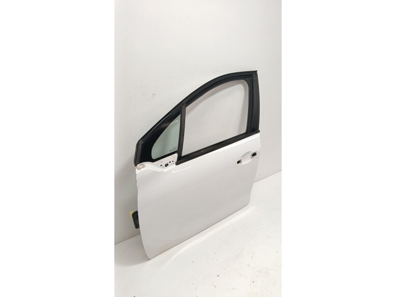Recambio de puerta delantera izquierda para peugeot 208 i (ca_, cc_) 1.2 vti 82 referencia OEM IAM   
							