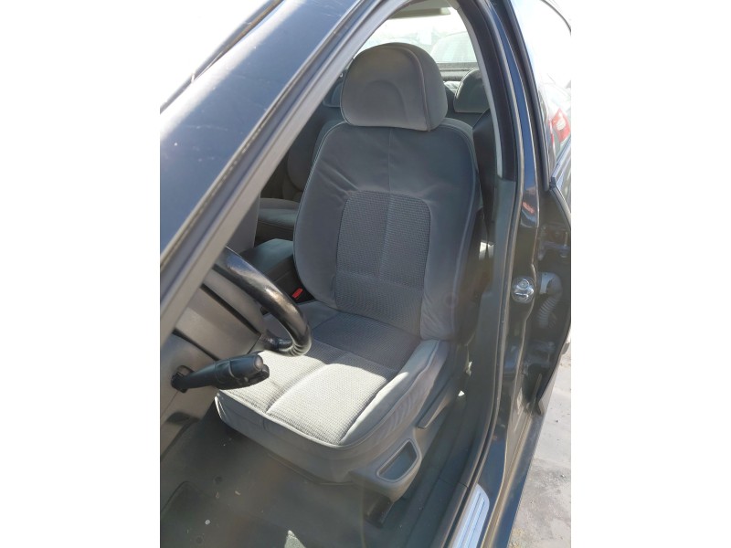 Recambio de asiento delantero izquierdo para peugeot 407 (6d_) 1.6 hdi 110 (6d9hzc, 6d9hyc) referencia OEM IAM   