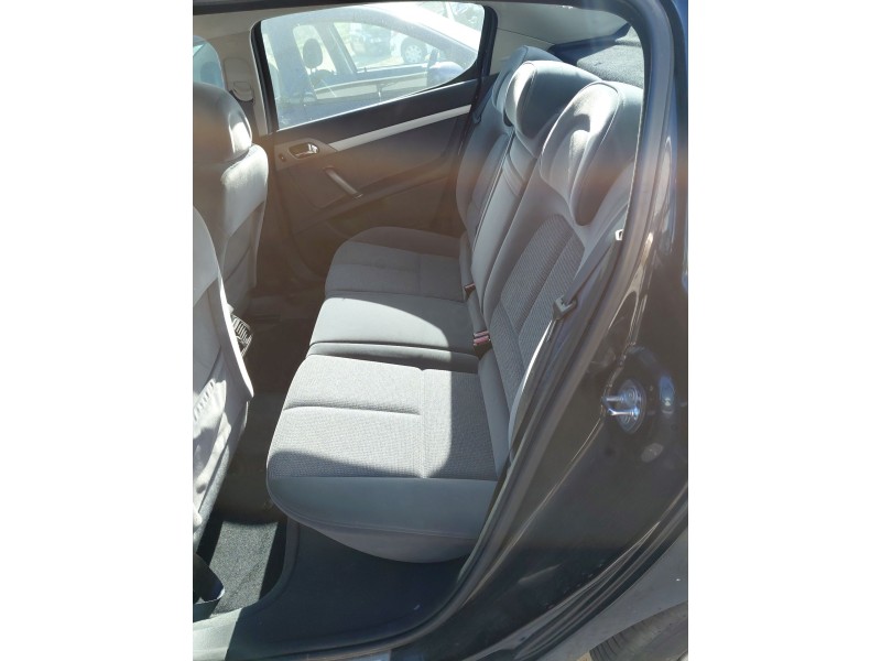 Recambio de asientos traseros para peugeot 407 (6d_) 1.6 hdi 110 (6d9hzc, 6d9hyc) referencia OEM IAM   
