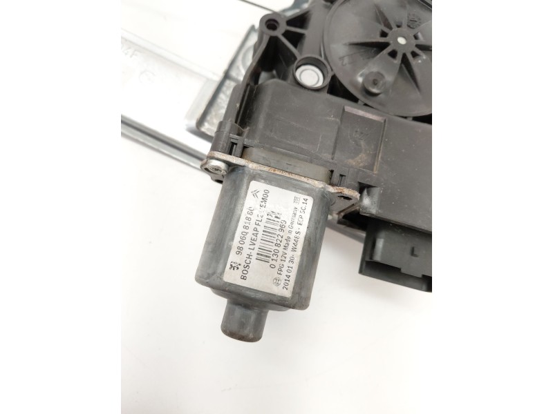 Recambio de elevalunas delantero izquierdo para peugeot 208 i (ca_, cc_) 1.2 vti 82 referencia OEM IAM 9806081880  