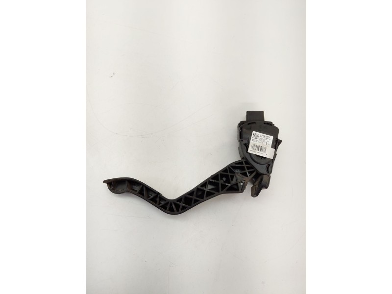 Recambio de pedal acelerador para peugeot 208 i (ca_, cc_) 1.2 vti 82 referencia OEM IAM 9671433780  